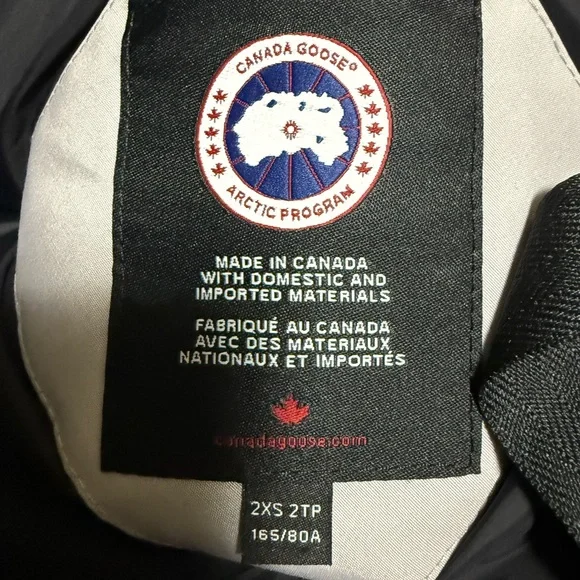 Canada Goose Women's Parka in Moonstone Grey - Picture 5 of 13